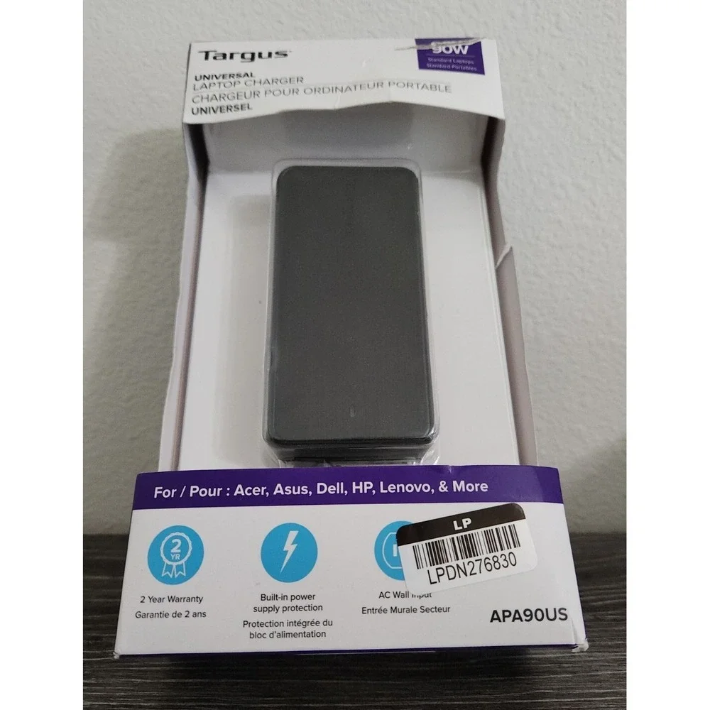 Targus Universal 90W Laptop Charger - Black (APA90US) - New, Open Damaged Box